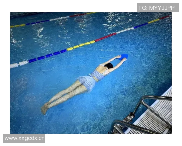 游泳技术提升全攻略：从基础动作到高阶技巧的系统训练方法